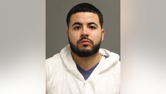 Chicago man shot bouncer outside South Loop strip club: police