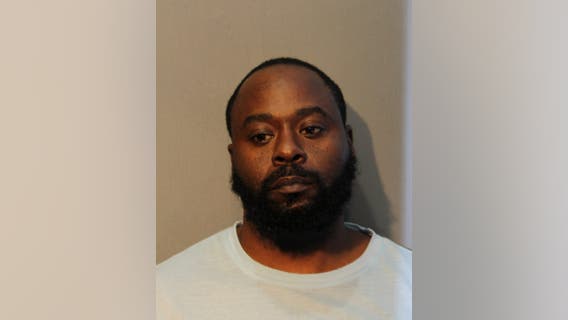 Burbank man allegedly robbed Chicago CVS, led police on chase to Wisconsin border