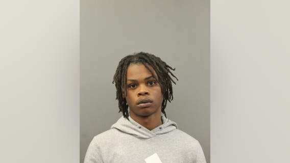 Chicago man charged in Humboldt Park robbery