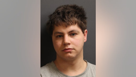 Skokie man charged with making bomb threats in Evanston