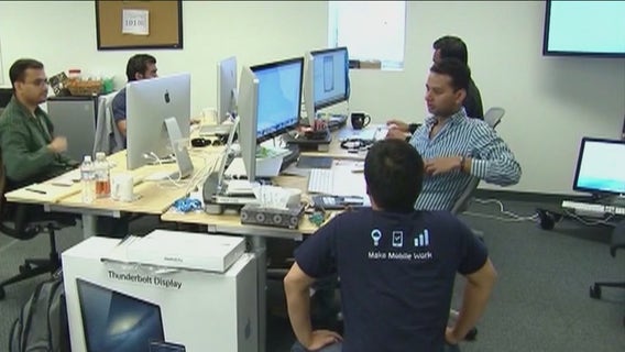 Chicago City Council delays vote on paid leave ordinance for workers