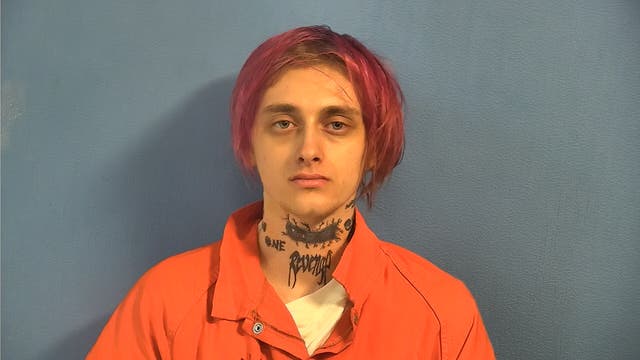 Suburban man robbed woman of her purse while she was shopping: prosecutors