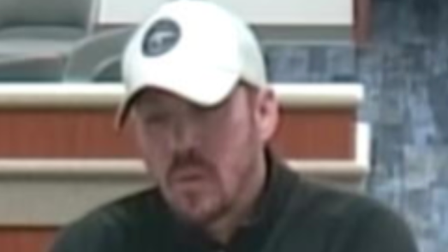 FBI seeking suspect in Waukegan bank robbery