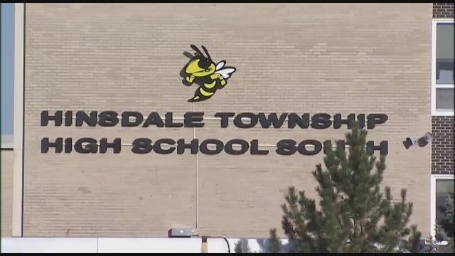 Hinsdale South senior returns to basketball team after mom's lawsuit