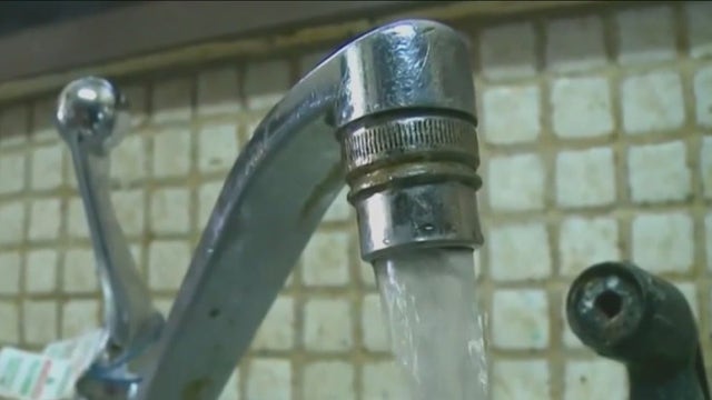 Chicago secures $336 million loan to remove and replace lead water pipes