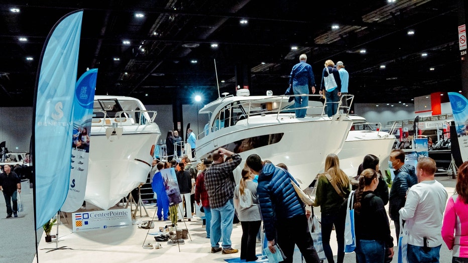 chicago sailboat show 2024