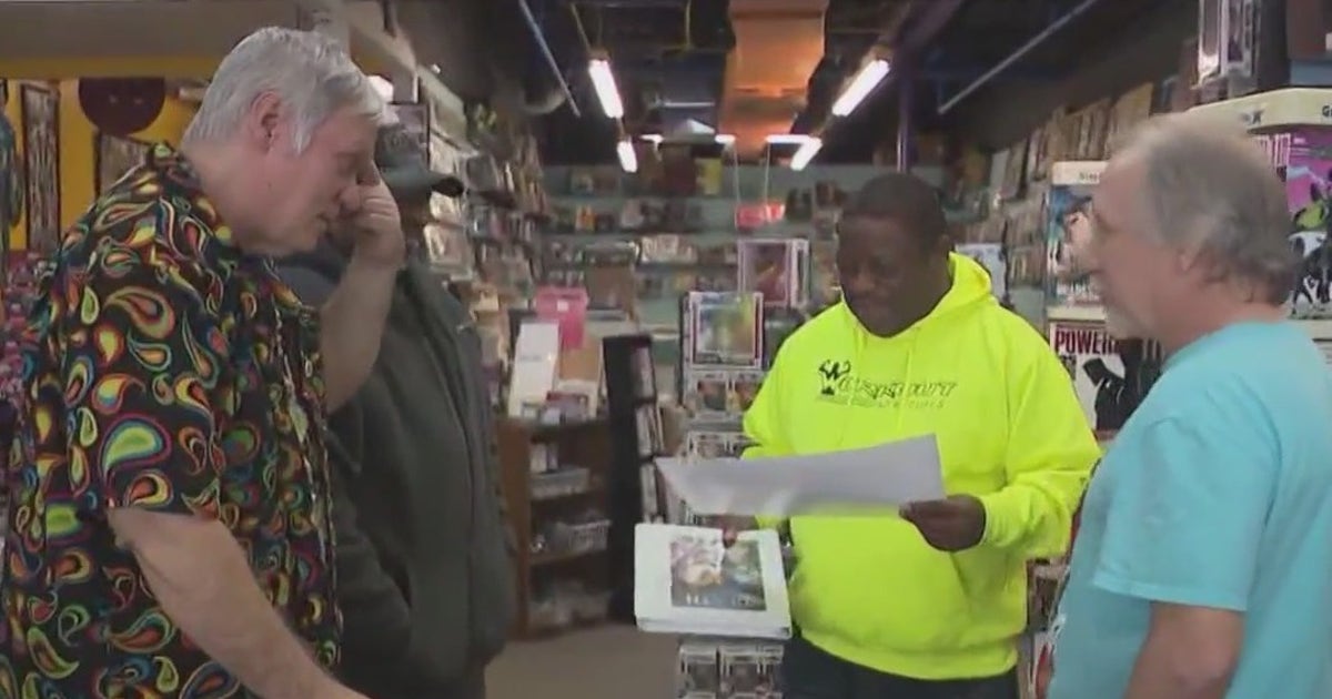 Schaumburg comic book store owner helps long-time friend after health ...