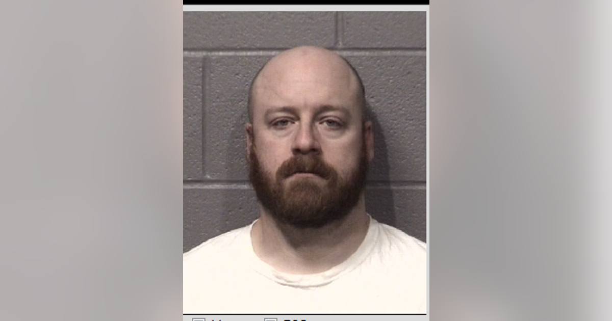 Elgin cop facing child pornography charges resigns | FOX 32 Chicago