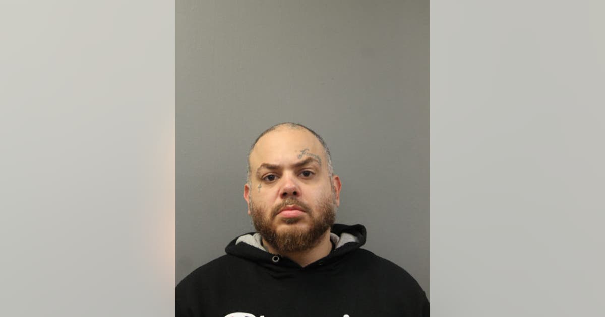 Chicago man charged in armed robbery on NW Side | FOX 32 Chicago