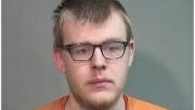 Crystal Lake man arrested for allegedly distributing child porn: police