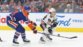 Bedard scores early but McDavid gets 2 assists to lead Oilers past Blackhawks 4-1 for 8th straight