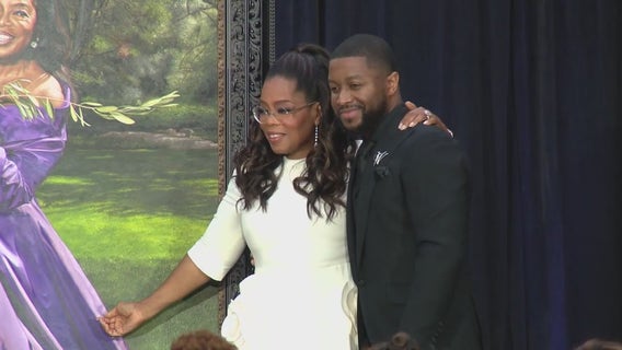 Chicago artist opens up about painting Oprah for Smithsonian