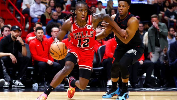 Chicago Bulls' guard Ayo Dosunmu to miss over a week with leg injury