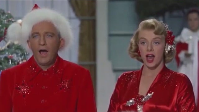 Festive fun in Chicago: Acrobatics, cheer, and Christkindlmarket's final days