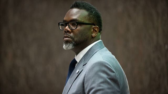 Chicago mayor on migrant crisis: 'Entire country is now at stake' without significant assistance from Biden