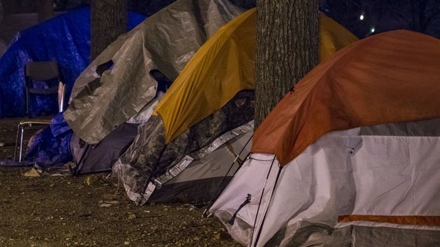West Loop homeless encampment to be cleared, forcing unhoused individuals to leave