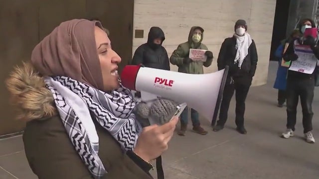 Chicago healthcare workers picket to demand ceasefire in Palestine