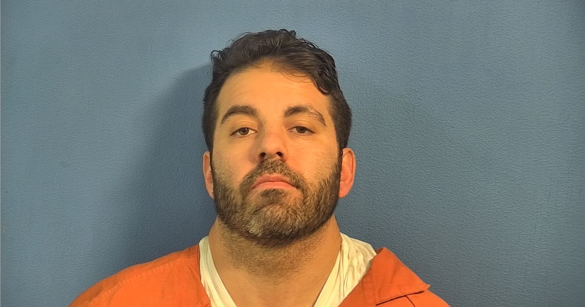 Suburban man charged after breaking into Itasca home armed with AR-15 ...