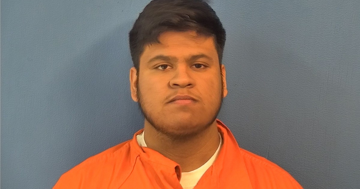 West Chicago man charged with sexually abusing girl at dollar store ...
