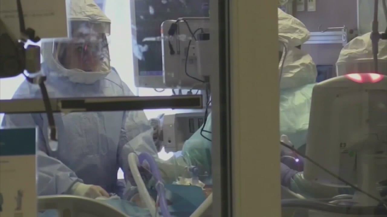 Chicago-area Hospitals Reinstate Mask Requirements Amid Rise In ...