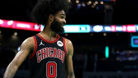 Coby White scores 35 points to help Bulls hand Hornets their fifth straight loss 117-110