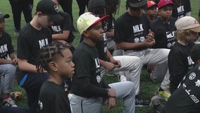 Chicago Mayor Brandon Johnson joins kids at MLK Baseball Camp