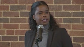 Foxx reflects on community safety achievements in West Side meeting