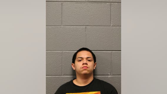 2 charged in robbery, carjacking in Little Village: police