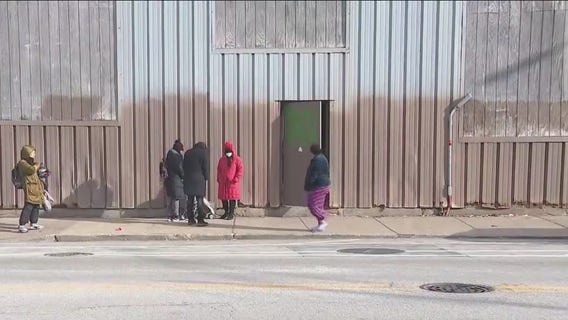 Migrant families exposed to measles at Pilsen shelter quarantining in Chicago hotel
