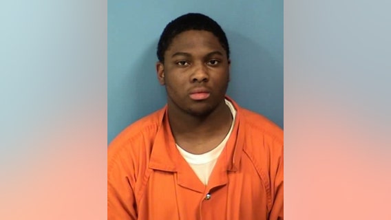 Chicago man gets 30 years in prison for carjacking mother and daughter