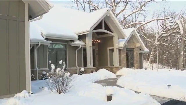 Veteran gets new high-tech home in St. Charles thanks to the Gary Sinise Foundation