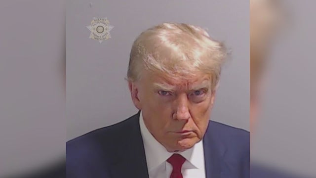 Trump refuses to commit to not advocating government overthrow in Illinois election filing