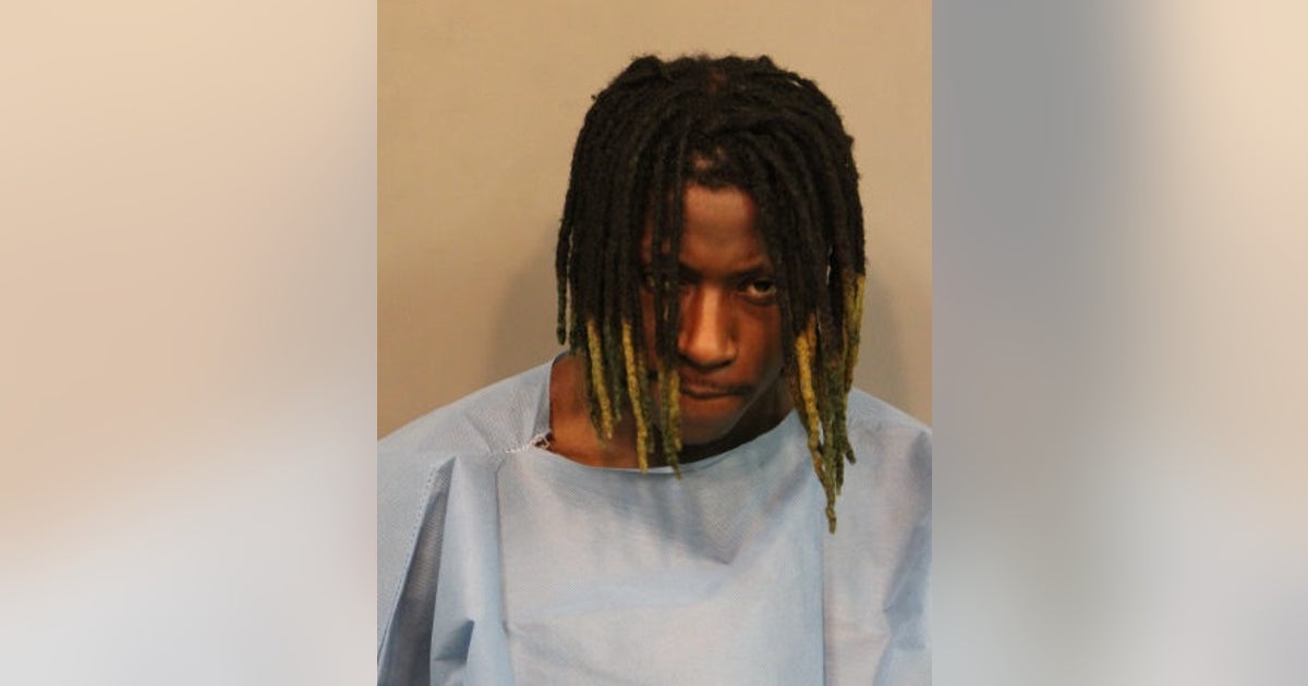 Chicago man charged with armed carjacking at Oak Lawn gas station | FOX ...