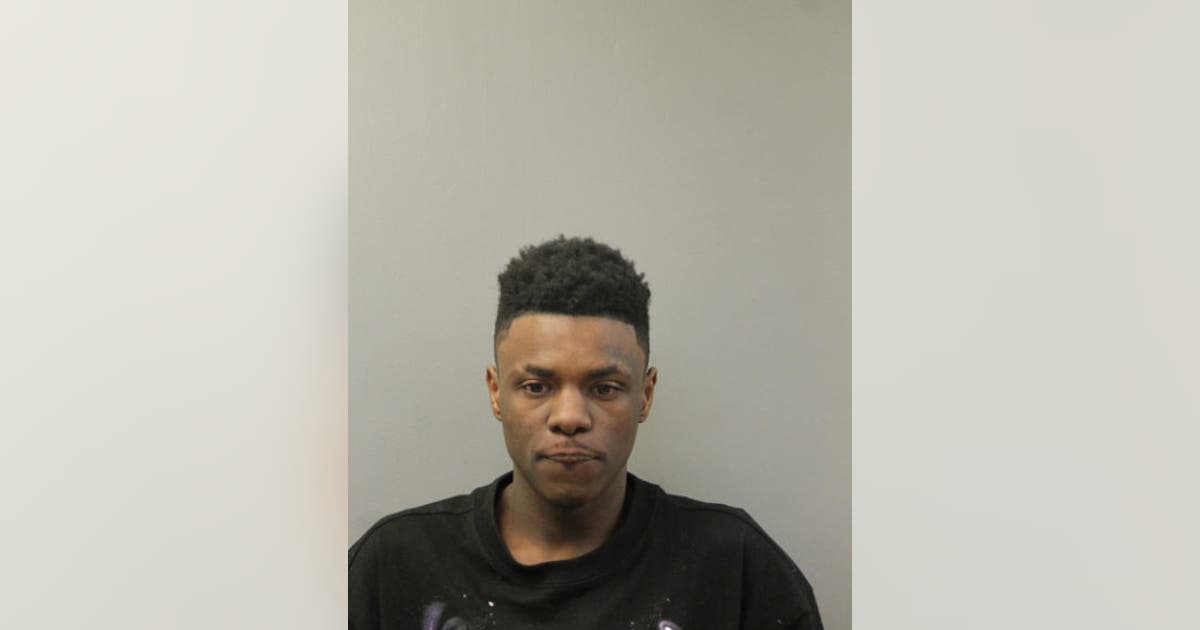 Chicago man arrested after robbing business on NW Side: police | FOX 32 ...