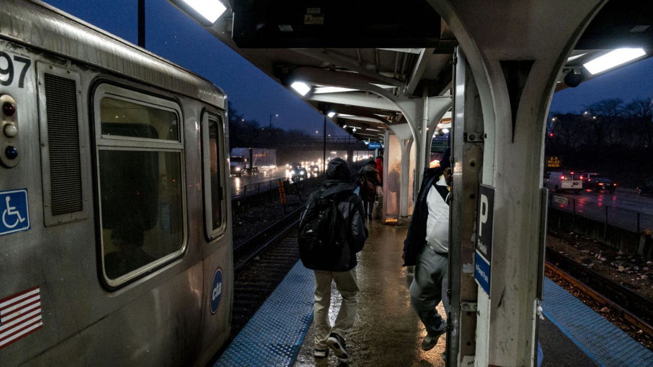 Shots fired on CTA Blue Line train in Wicker Park; suspect in custody - Vimarsana News