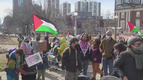 Activists in Chicago rally to support Palestine amid Israeli conflict