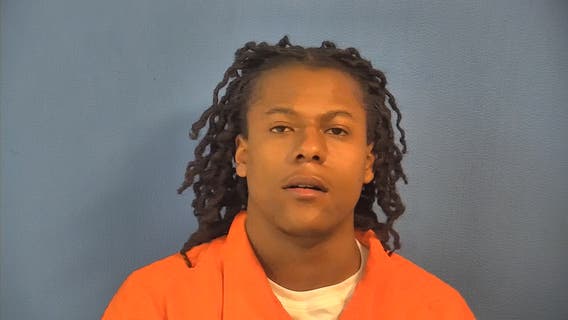 Oak Park man faces array of charges after 120 mph pursuit with police