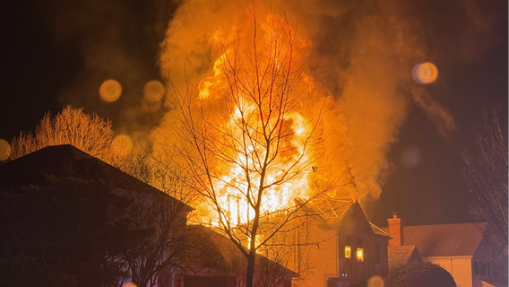 Vacant home in Buffalo Grove catches fire