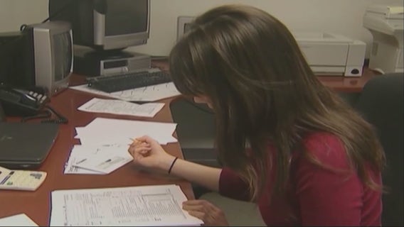 Illinois taxpayers face key changes as filing season enters second week