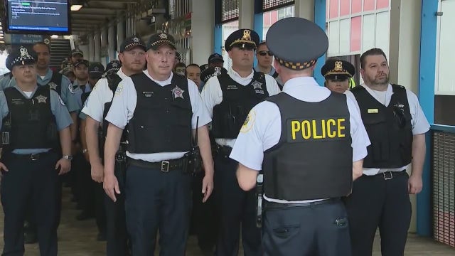 Chicago considers raising retirement age for police, firefighters