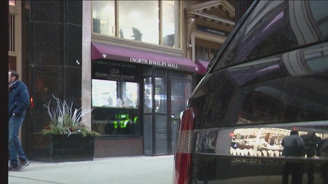 CCL holder shoots attempted robber at store in Chicago's Jewelers Row District
