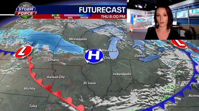 Chicago weather: Mild temps continue, light snow possible tonight