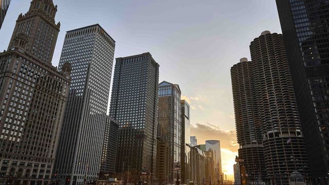 Chicago weather: Chilly start to the week, major warmup ahead