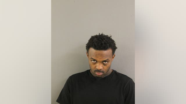 Chicago man arrested 2 weeks after allegedly shooting, critically wounding another man