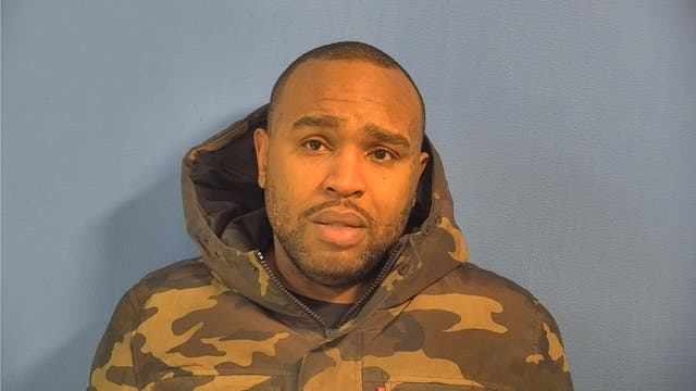 Chicago man allegedly caught with catalytic converters after leading police on chase, crashing vehicle