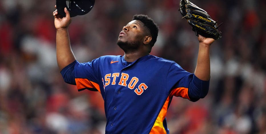 Reliever Hector Neris and Chicago Cubs finalize $9 million, 1-year contract