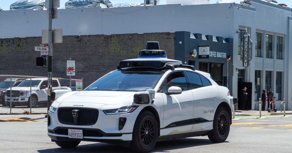 Waymo bringing driverless cars to Chicago