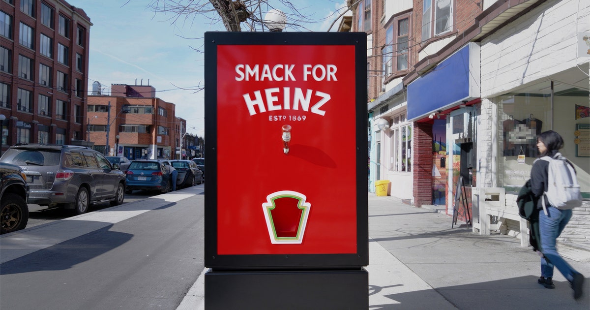 Smackable Chicagoans get ketchup relief: Heinz to install 'smackable' billboards ...