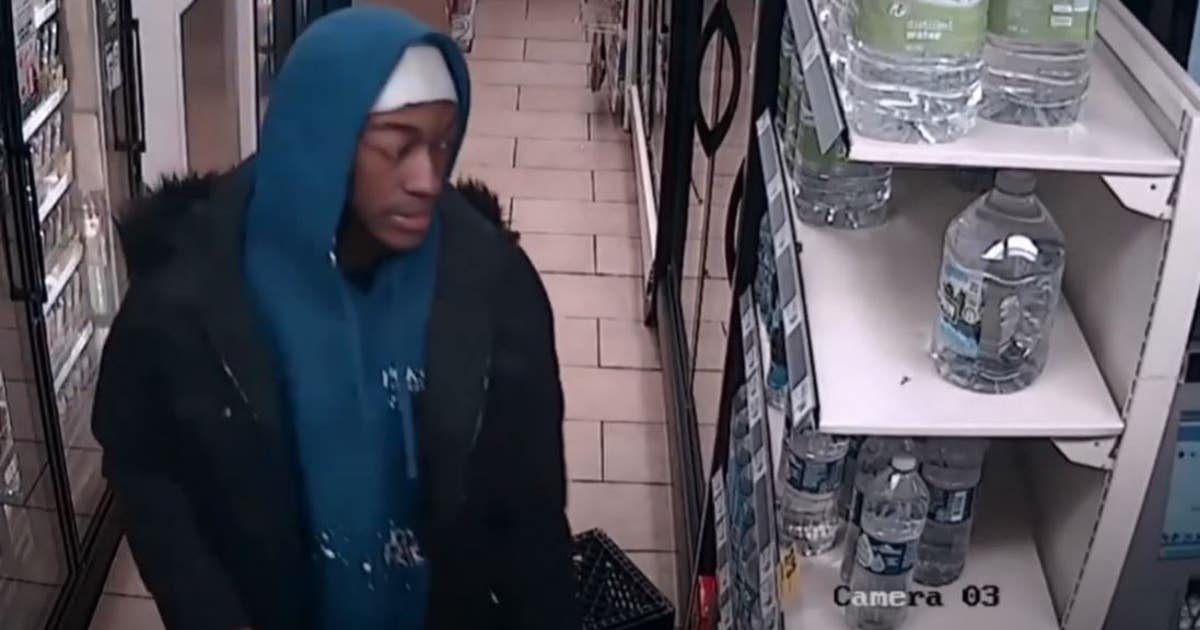 Chicago crime: Suspect on the run after 2 armed robberies in the Loop ...