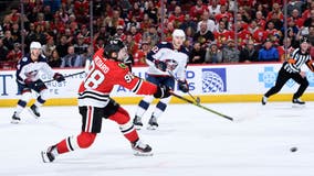 Alexandre Texier scores in opening minute as Blue Jackets beat Blackhawks 5-2